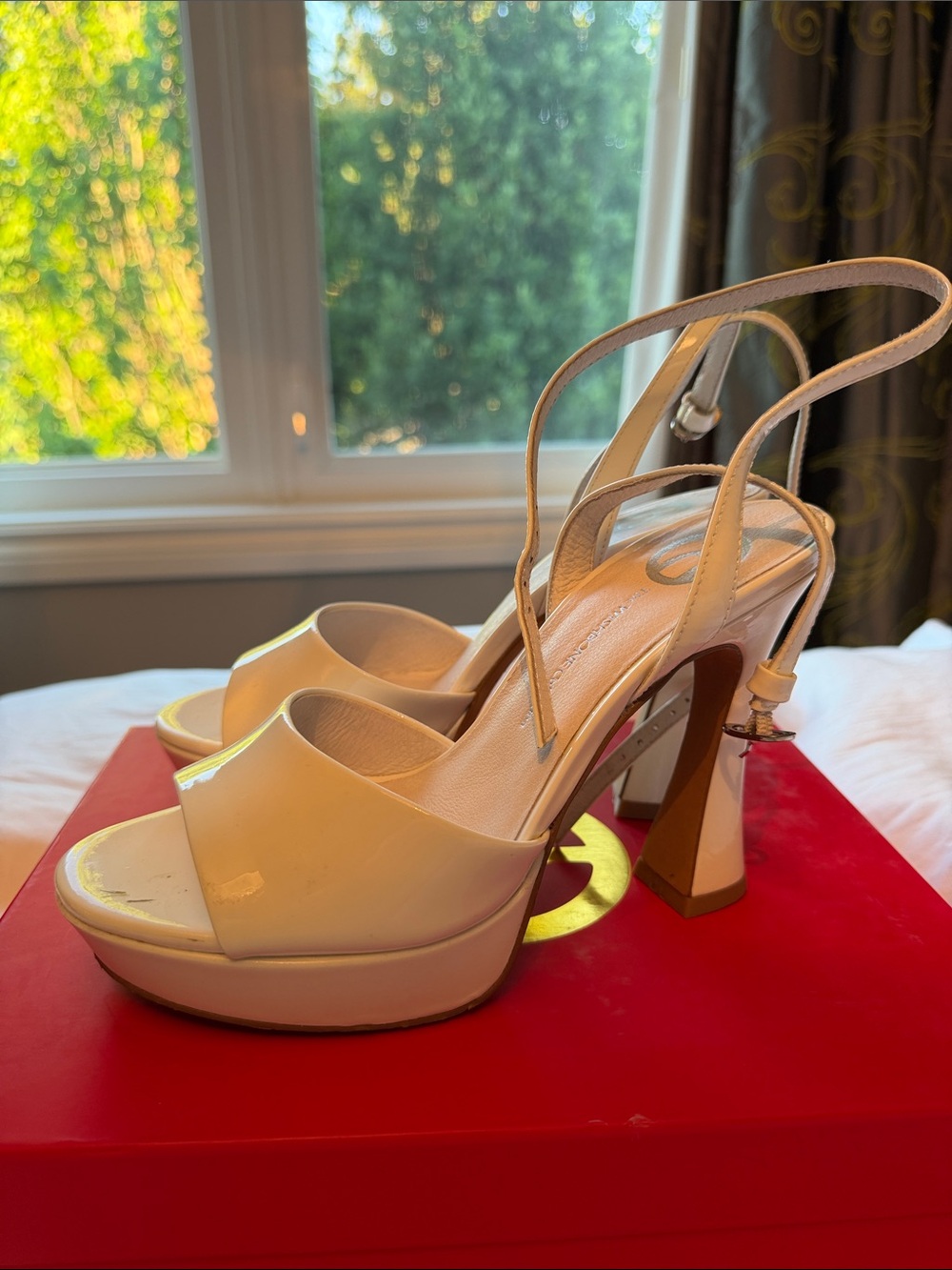 Wishbone White Patent Sandals